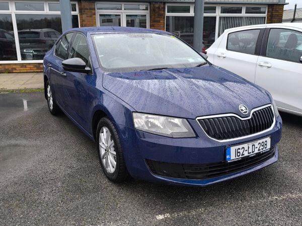 Skoda Octavia Hatchback, Diesel, 2016, Blue
