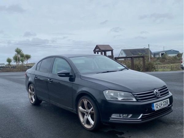 Volkswagen Passat Saloon, Diesel, 2012, Black