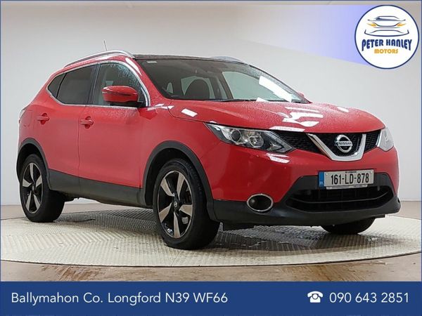 Nissan Qashqai Hatchback, Diesel, 2016, Red