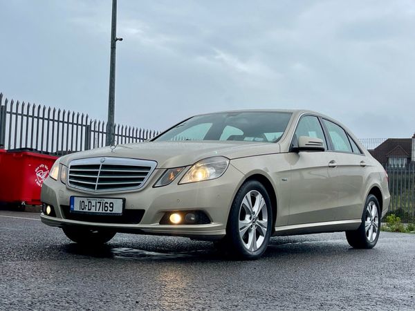 Mercedes-Benz E-Class Saloon, Diesel, 2010, Gold
