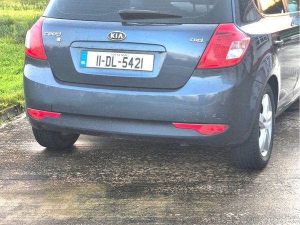 Kia Ceed Hatchback, Diesel, 2011, Blue