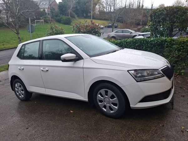 Skoda Fabia Hatchback, Petrol, 2020, White