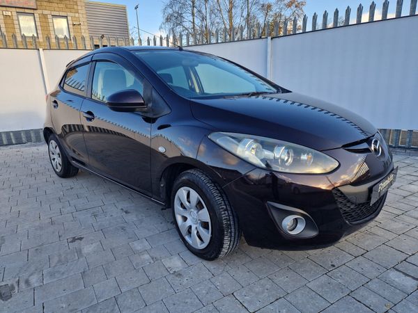 Mazda Demio Hatchback, Petrol, 2012, Red