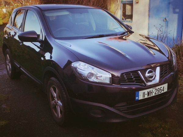 Nissan Qashqai Hatchback, Diesel, 2011, Black
