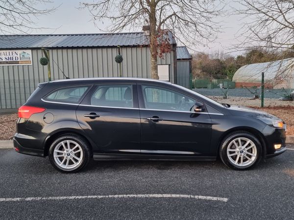 Ford Focus Hatchback, Diesel, 2015, Black