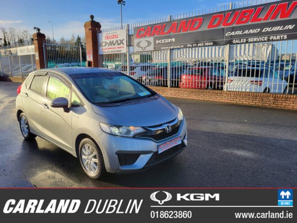 Honda Fit Hatchback, Petrol Hybrid, 2016, Silver