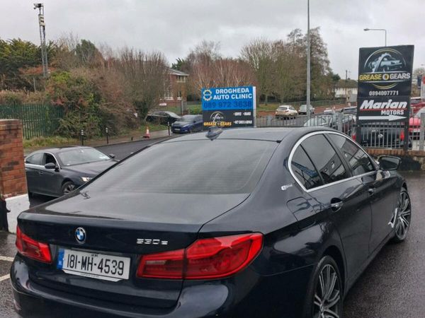 BMW 5-Series Saloon, Petrol Plug-in Hybrid, 2018, Blue