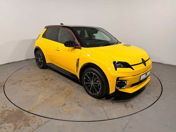 Renault 5 Hatchback, Electric, 2025, 