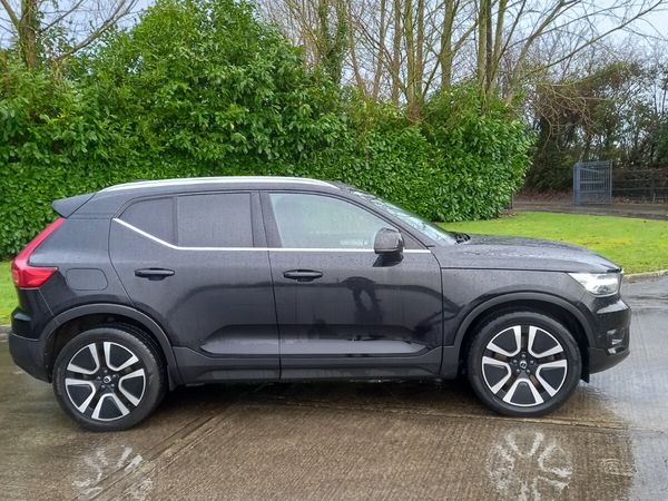 Volvo XC40 Estate/Jeep, Petrol Plug-in Hybrid, 2021, Black