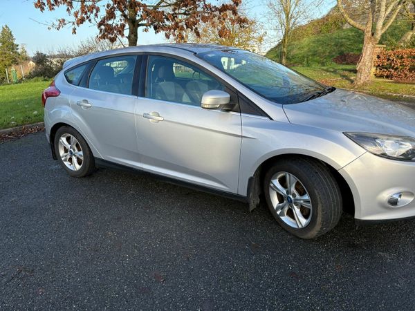 Ford Focus Hatchback, Diesel, 2012, Silver