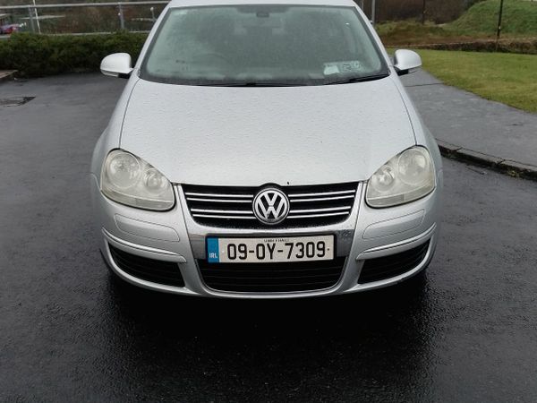 Toyota Yaris Hatchback, Petrol, 2011, Silver