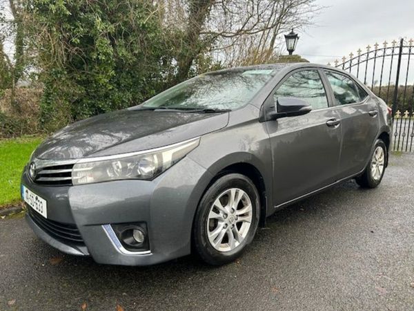 Toyota Corolla Saloon, Diesel, 2014, Grey