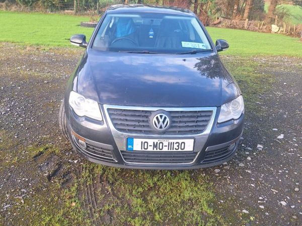 Volkswagen Passat Saloon, Diesel, 2010, Black