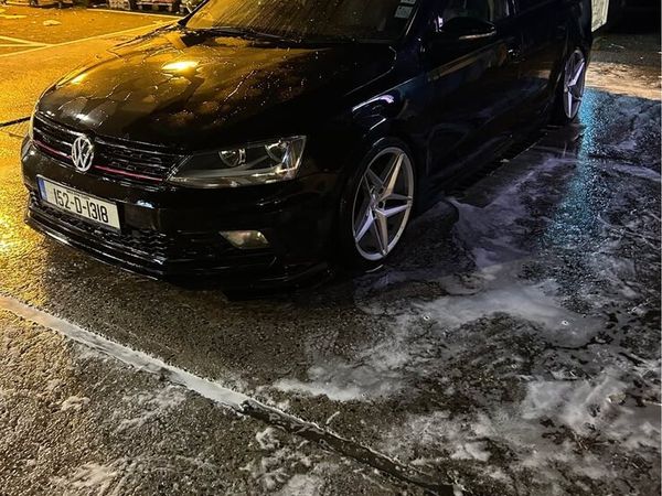 Volkswagen Jetta Saloon, Diesel, 2015, Black