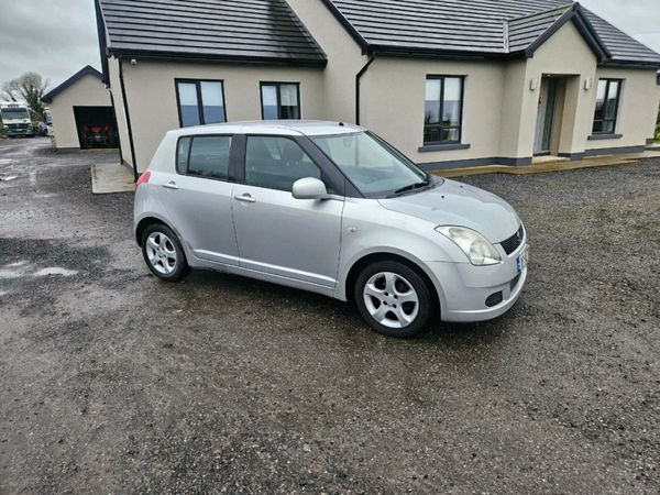 Suzuki Swift Hatchback, Petrol, 2007, Silver