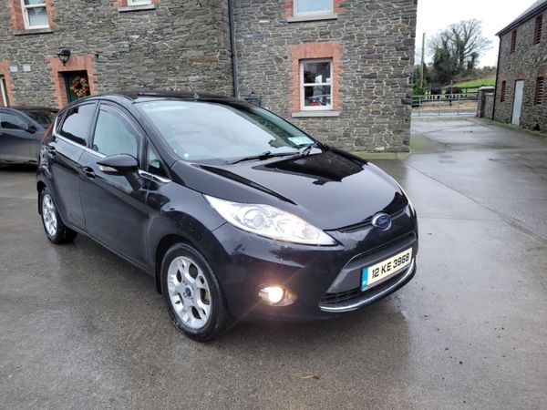 Ford Fiesta Hatchback, Diesel, 2012, Black