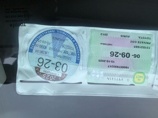 Toyota Auris Hatchback, Diesel, 2013, Bronze