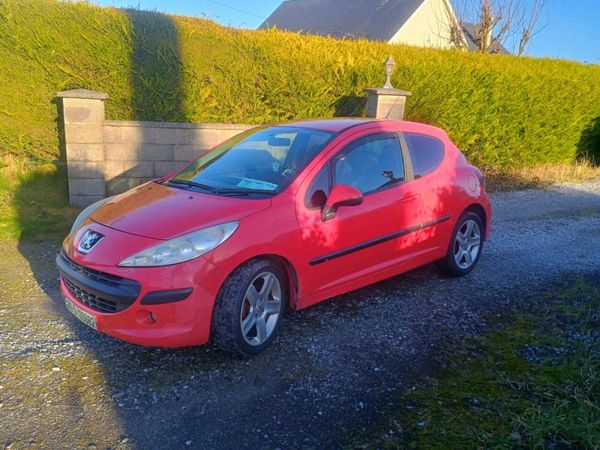Peugeot 207 Hatchback, Diesel, 2007, Red