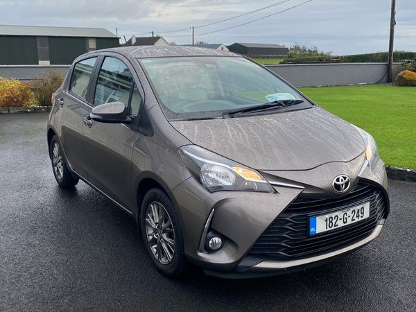 Toyota Yaris MPV, Petrol, 2018, Grey