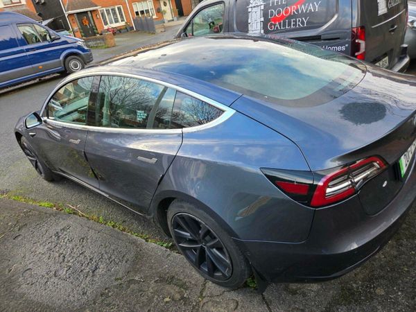 Tesla Model 3 Saloon, Electric, 2020, Grey