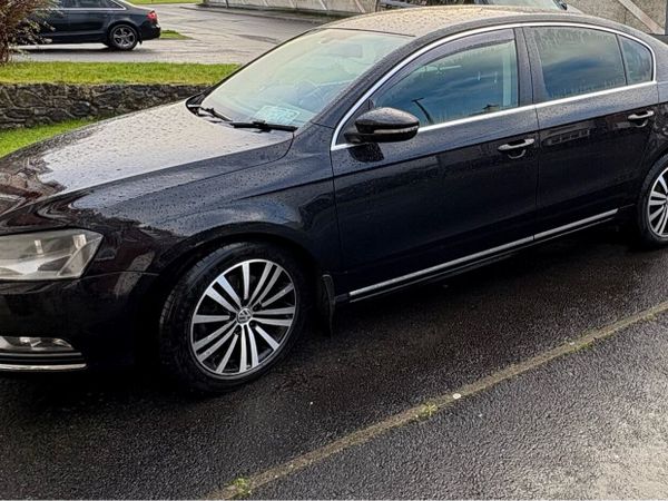Volkswagen Passat Saloon, Diesel, 2012, Black