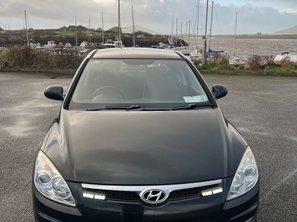 Hyundai i30 Hatchback, Diesel, 2008, Black