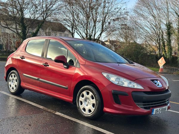 Peugeot 308 Hatchback, Petrol, 2009, Red