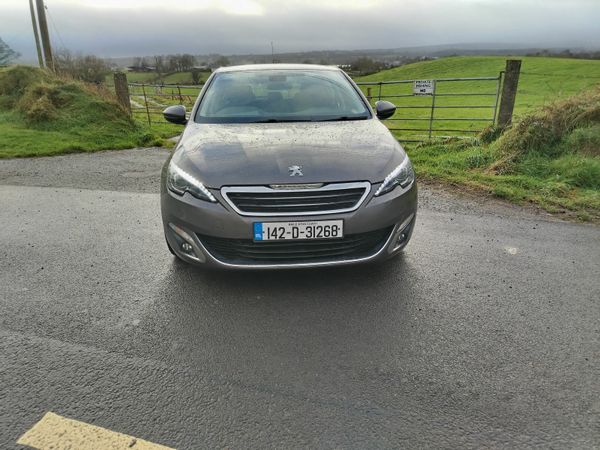 Peugeot 308 Hatchback, Petrol, 2014, Grey