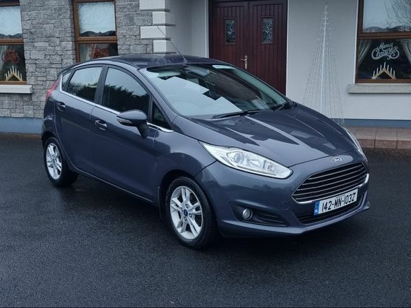 Ford Fiesta Hatchback, Petrol, 2014, Grey