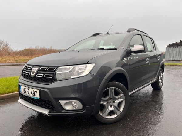 Dacia Sandero Stepway Hatchback, Diesel, 2019, Grey