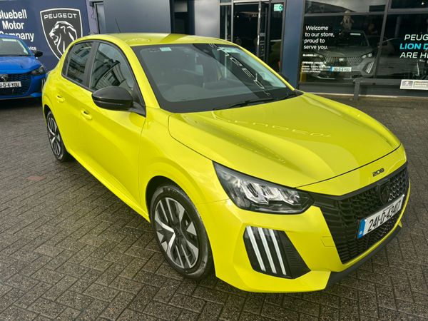 Peugeot 208 Hatchback, Petrol, 2024, Yellow