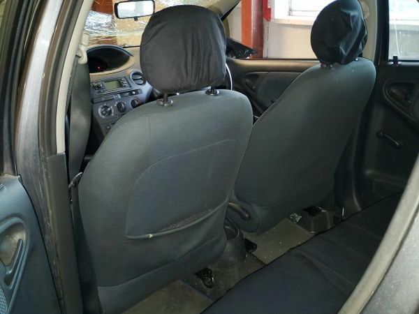 Toyota Yaris Hatchback, Petrol, 2004, Blue