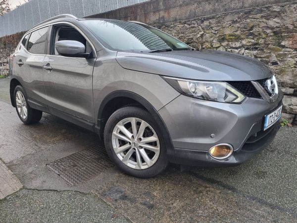Nissan Qashqai SUV, Diesel, 2017, Grey