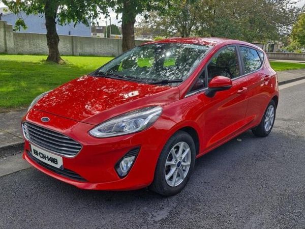 Ford Fiesta Hatchback, Petrol, 2018, Red