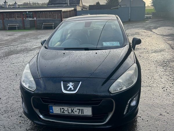 Peugeot 308 MPV, Diesel, 2012, Black