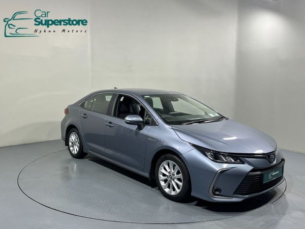 Toyota Corolla Saloon, Petrol Hybrid, 2021, Grey