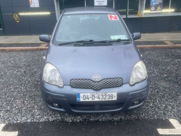 Toyota Yaris Hatchback, Petrol, 2004, Blue
