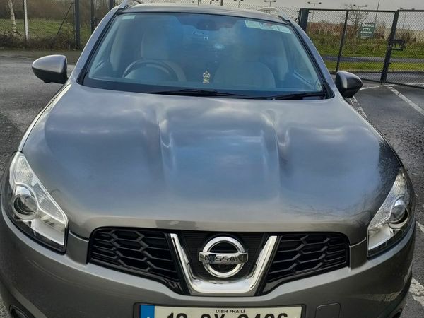 Nissan Qashqai Hatchback, Petrol, 2012, Grey
