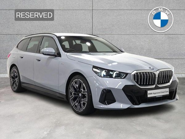 BMW 5-Series Estate, Petrol Plug-in Hybrid, 2025, Grey