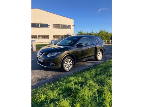Nissan X-Trail MPV, Diesel, 2016, Green