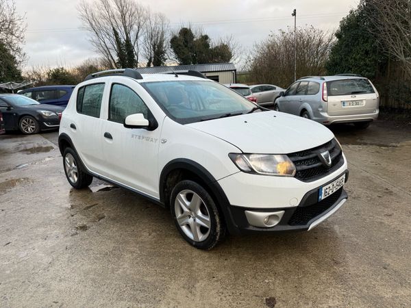 Dacia Sandero Stepway Hatchback, Diesel, 2016, White