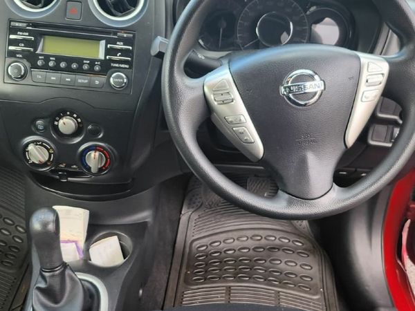 Nissan Note MPV, Petrol, 2017, Red