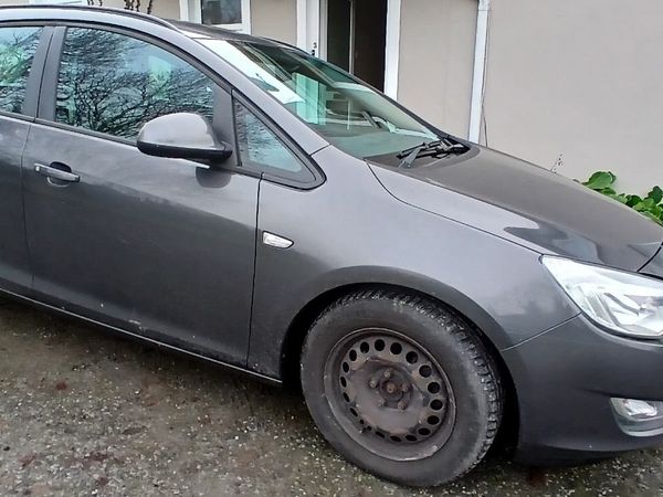 Opel Astra Estate, Diesel, 2011, Grey