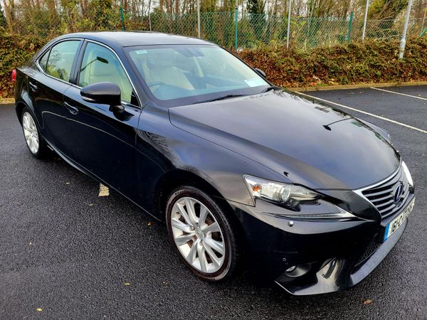 Lexus IS Saloon, Petrol Hybrid, 2016, Black