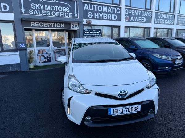 Toyota Prius MPV, Petrol Hybrid, 2016, White