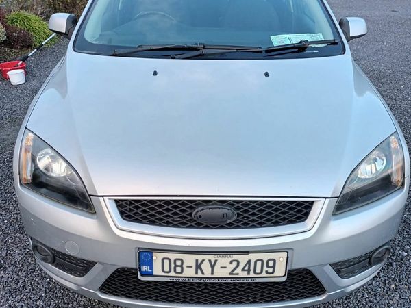 Ford Focus Hatchback, Petrol, 2008, Silver