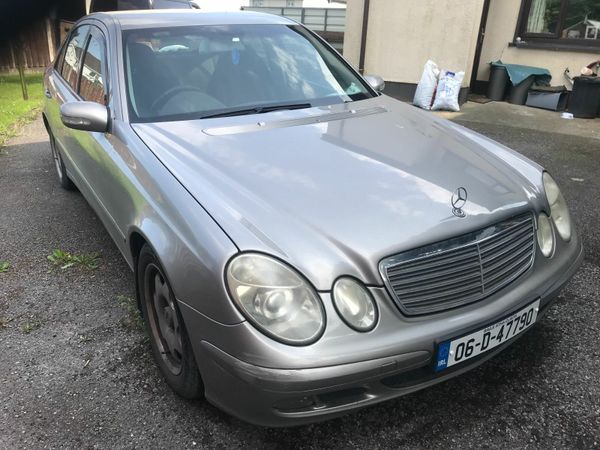 Mercedes-Benz E-Class Saloon, Diesel, 2006, Silver