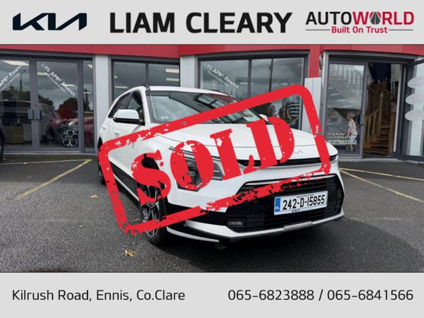 Kia Niro MPV, Petrol Plug-in Hybrid, 2024, White