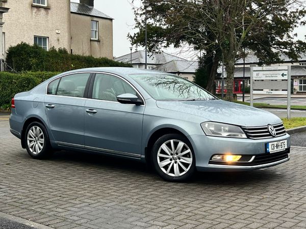 Volkswagen Passat Saloon, Diesel, 2013, Grey