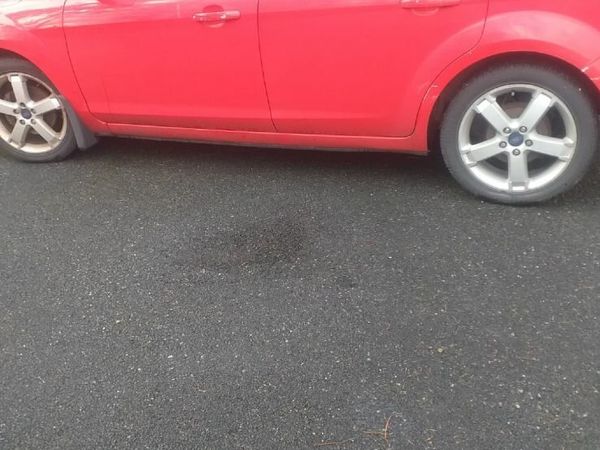 Ford Focus Hatchback, Diesel, 2008, Red